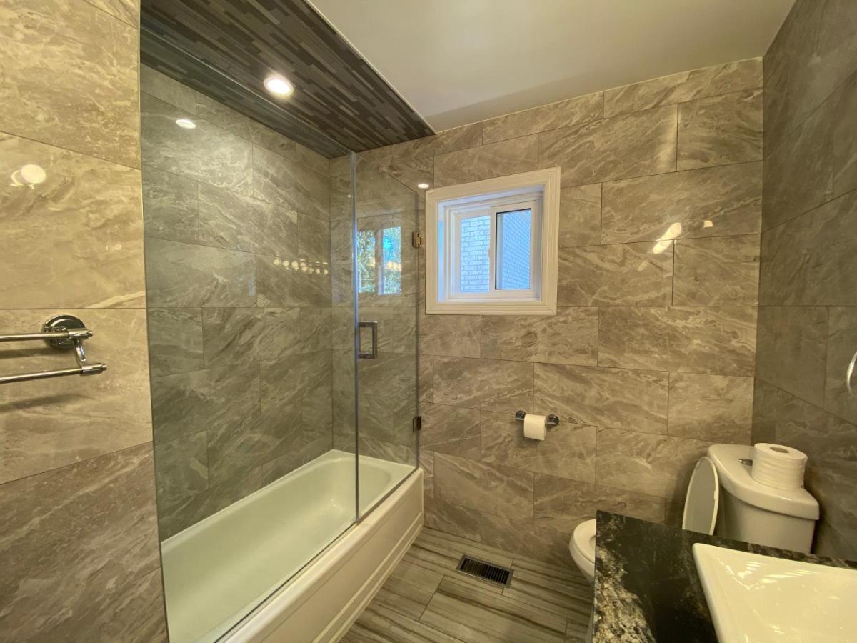 Privatunterkunft Yonge And Finch Subway !p Cozy & Quiet Private Bdr With Private Bathroom Toronto